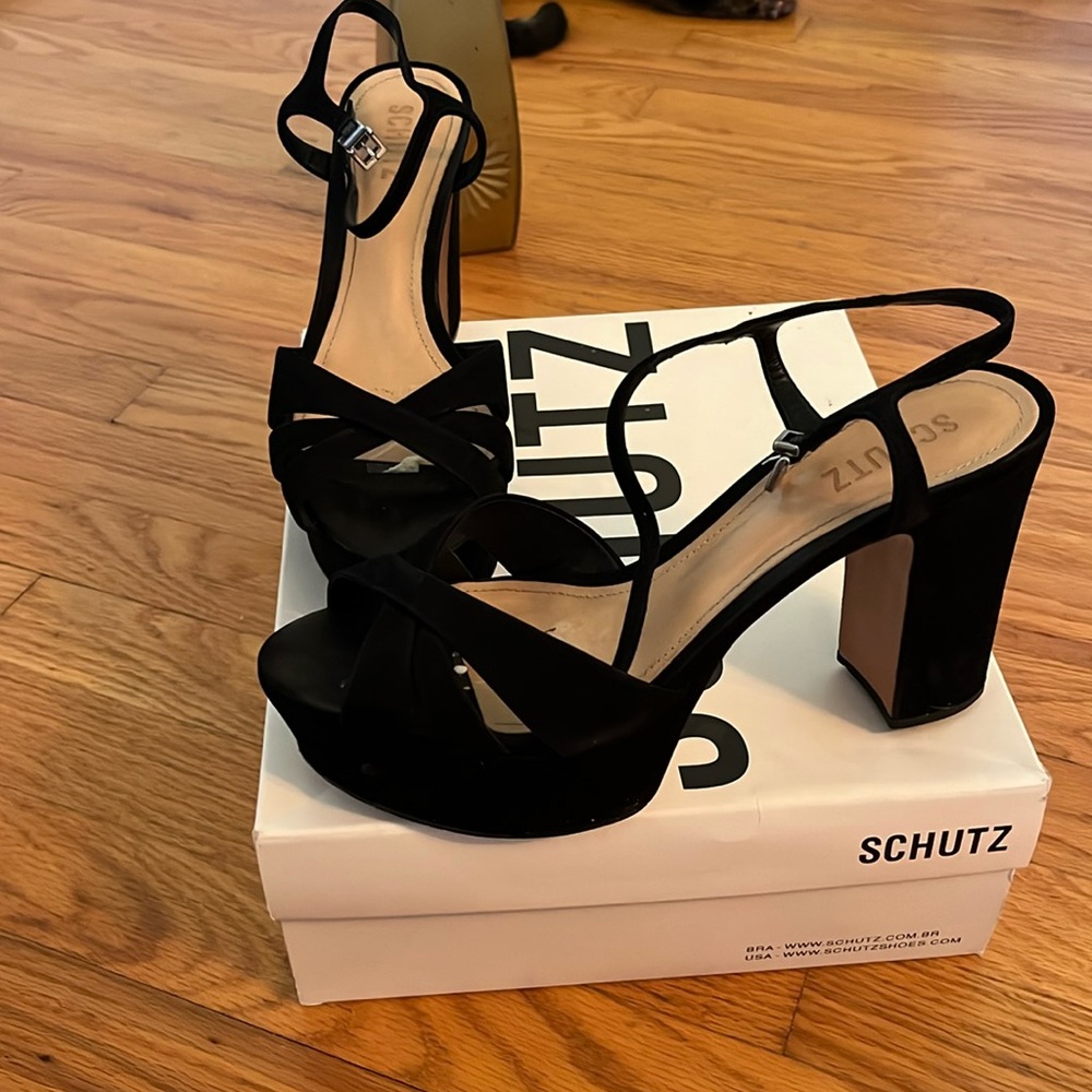 Schutz Black Platform Heels | Sz 9.5B